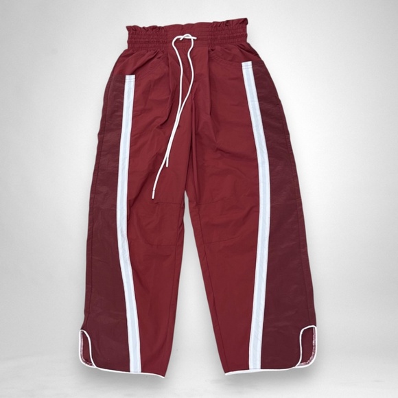 FP Movement Champ Is Here Pants NWT in Sour Cherry – Size XS - Picture 1 of 9
